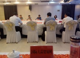山東農(nóng)業(yè)廳在金鄉(xiāng)召開大蒜、蒜薹價格調(diào)研會 ()